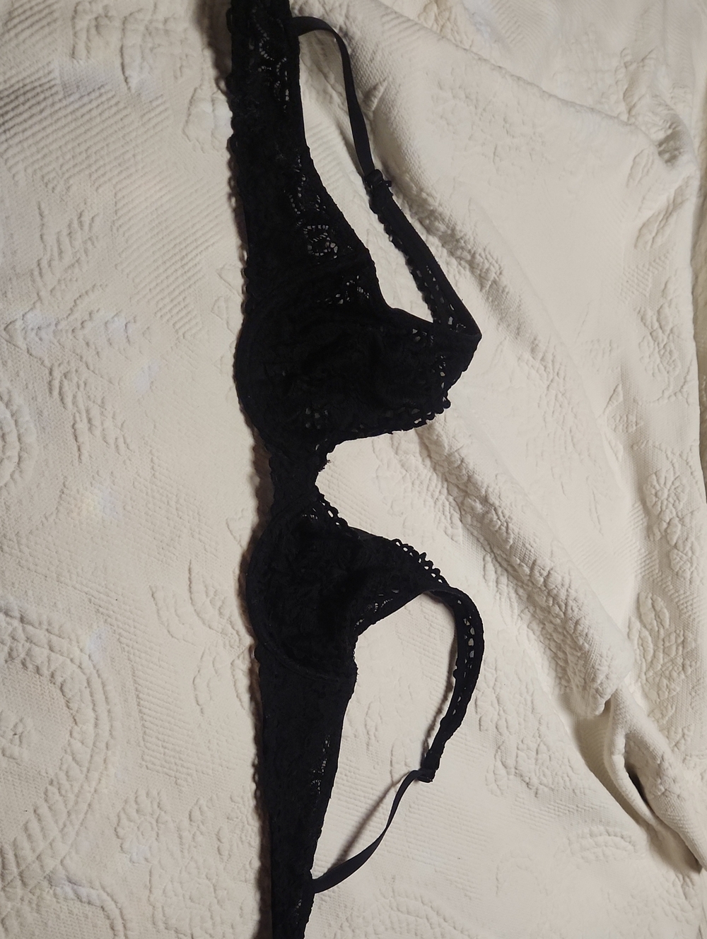 aerie Black Lace Underwire Demi Bra with Adjustable Straps